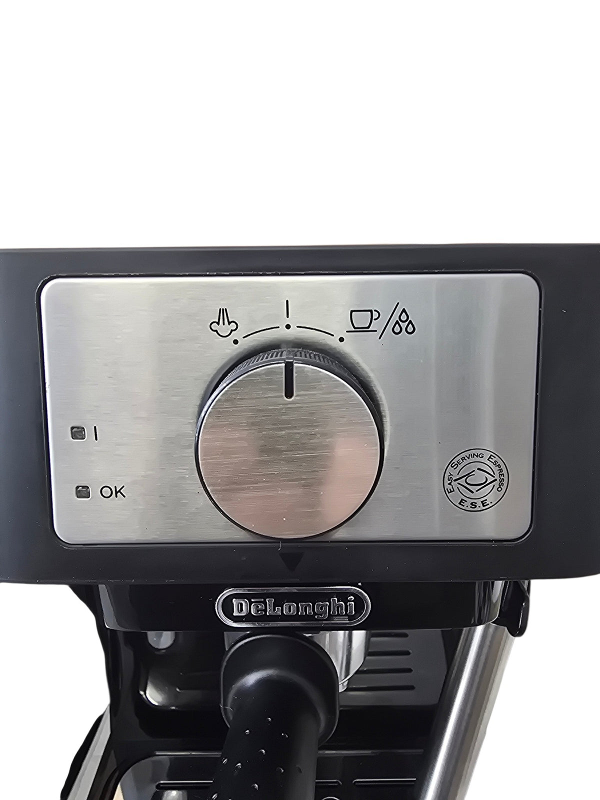 Caffe D'Italia UK - CoffeHome DeLonghi espresso machine control panel with stainless steel dial and steam settings